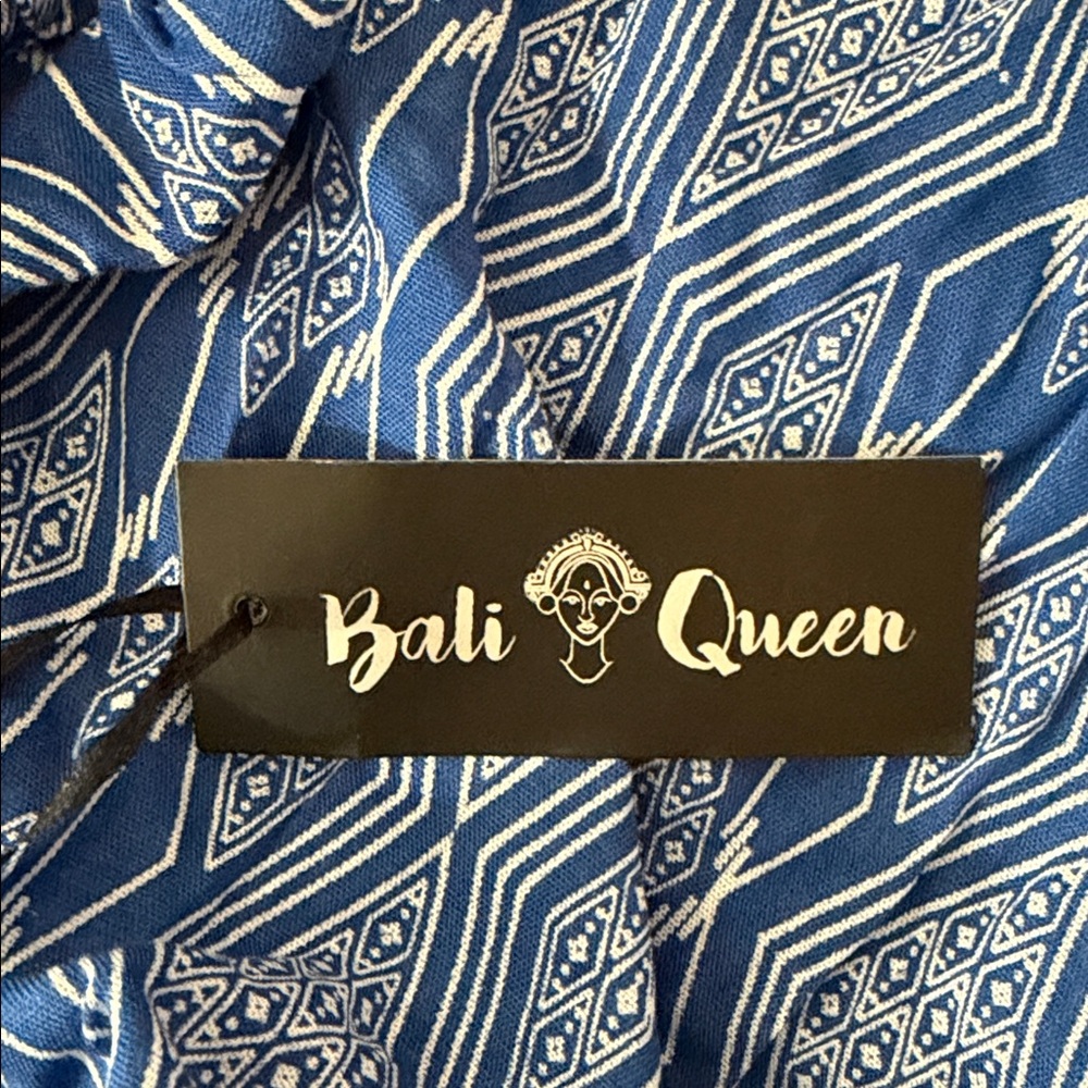 Bali Queen Blue Printed caftan cover up one size NWT - Picture 4 of 4